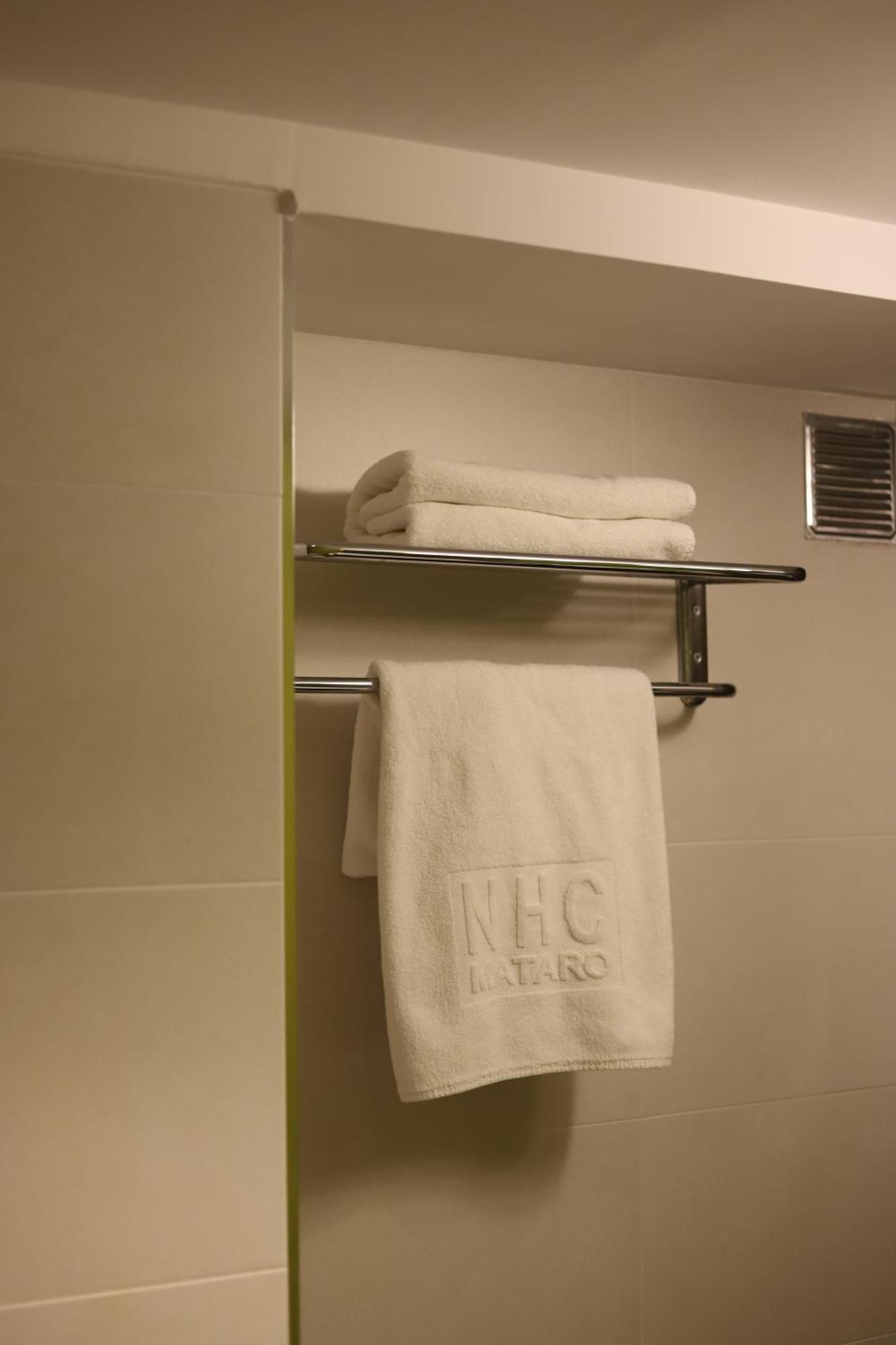 นิว โฮเต็ล โคล็อง Hotel มาตาโร ภายนอก รูปภาพ